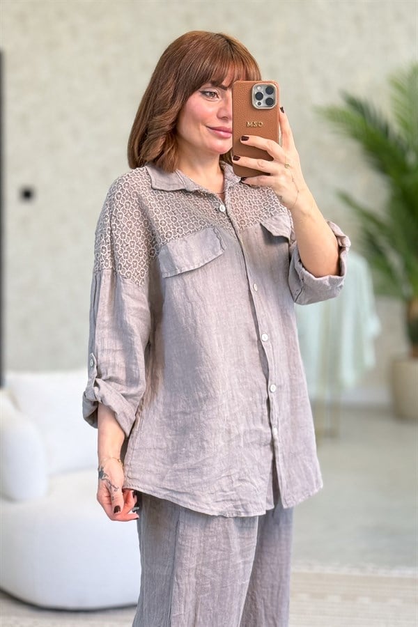 Omuzları Tül Nakış İşlemeli Keten Gömlek Vizon Renk