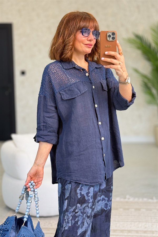 Omuzları Tül Nakış İşlemeli Keten Gömlek Lacivert Renk