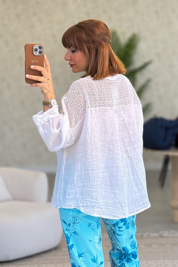 Omuzları Tül Nakış İşlemeli Keten Gömlek Beyaz Renk