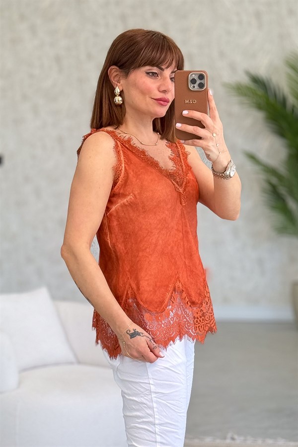 Ön Arka V Dantelli İpek Saten Badi Kiremit Renk