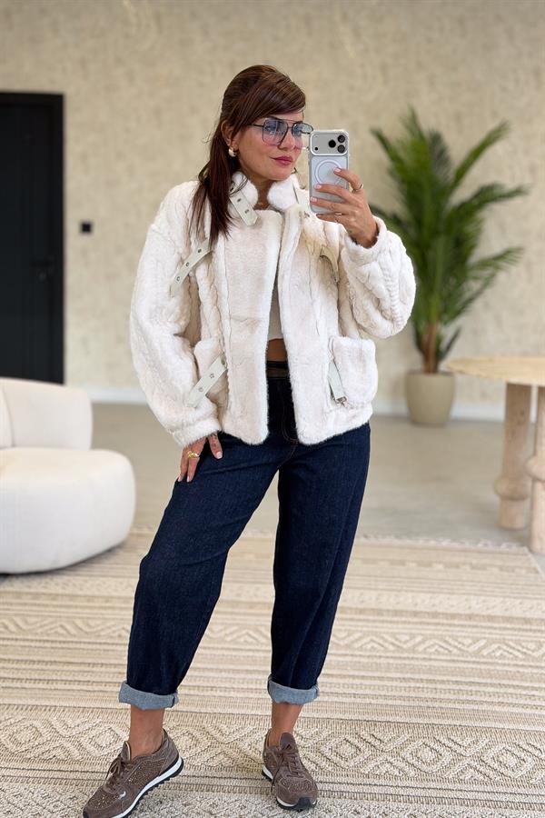 Örgü Desenli Dik Yaka Angora Ceket Krem Renk