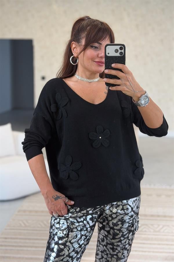 Papatya Kabartmalı V Yaka Triko Siyah Renk