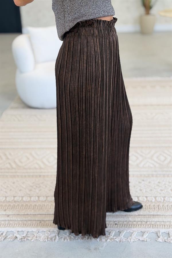 Pileli Damarlı Desen Saten Pantolon Acı Kahve Renk