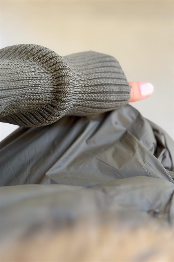 Premium Büyük Kürklü Mont Haki Renk