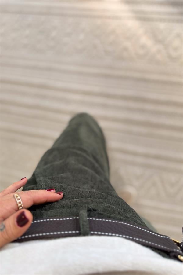 Premium İnce Fitilli Kemerli Kadife Pantolon Haki Renk