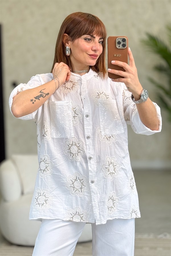 Pullu Çiçek Desenli Gömlek Beyaz Renk