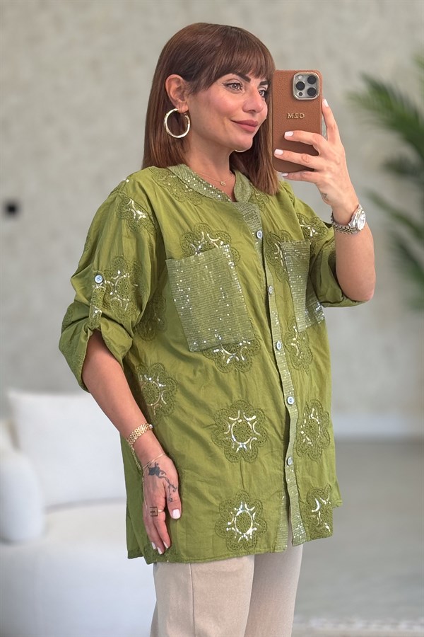Pullu Çiçek Desenli Gömlek Fıstık Yeşil Renk