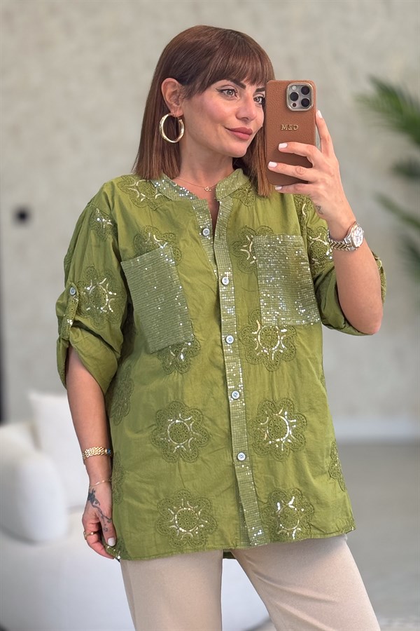 Pullu Çiçek Desenli Gömlek Fıstık Yeşil Renk