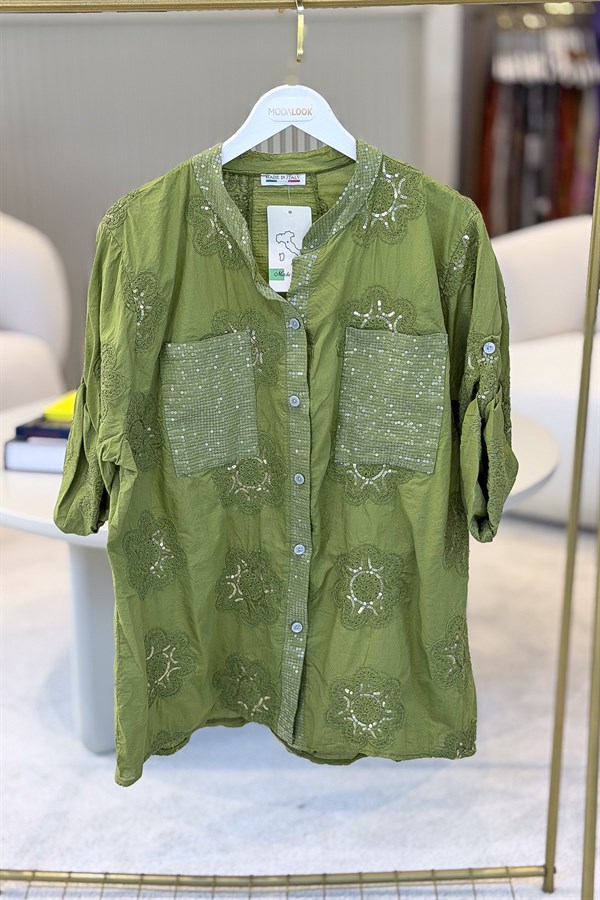 Pullu Çiçek Desenli Gömlek Fıstık Yeşil Renk