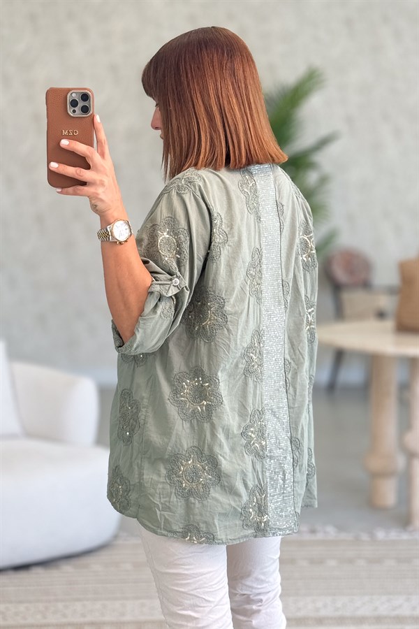 Pullu Çiçek Desenli Gömlek Haki Renk