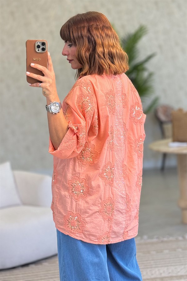 Pullu Çiçek Desenli Gömlek Somon Renk