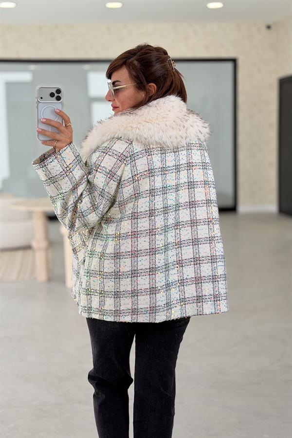 Pullu Ekose Desen Yakası Kürklü Mont Krem Renk