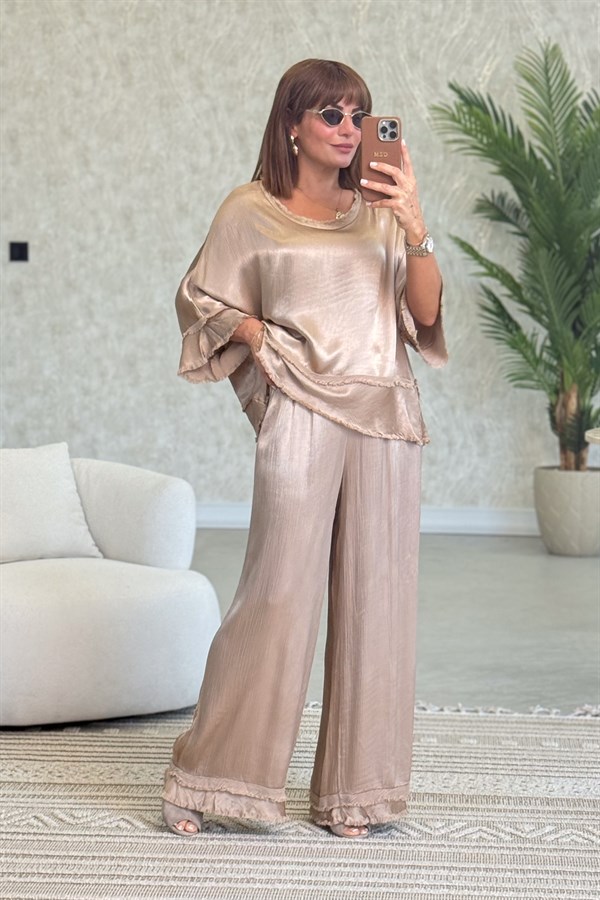 Püskül Detaylı Alt Üst Saten Takım Camel Renk