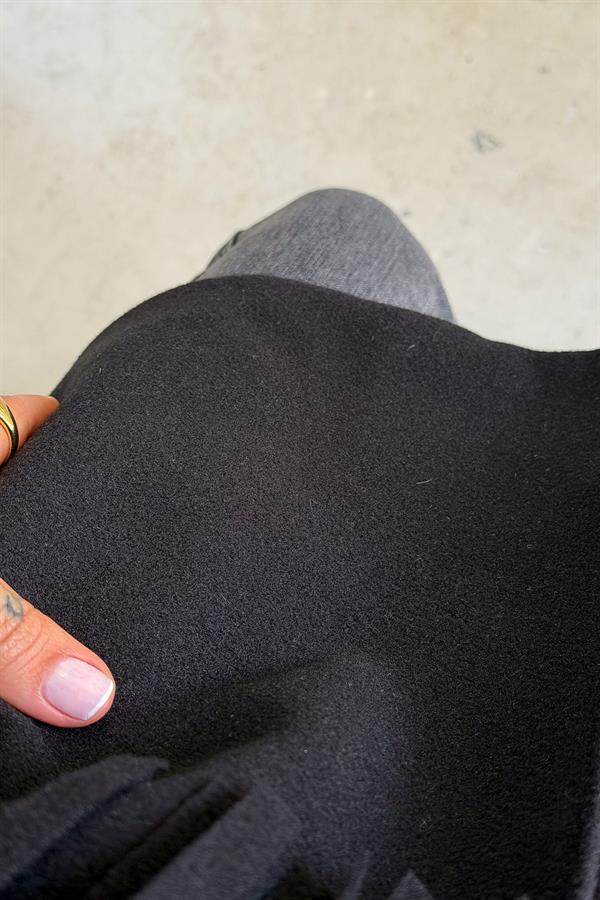 Püskül Ve Zımba Detaylı Astarlı Kaşe Ceket Siyah Renk