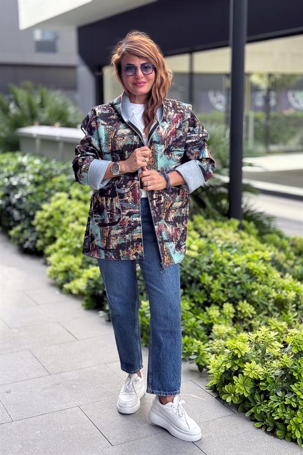 Renkli Desenleri Farklı Ceket Antresit Renk