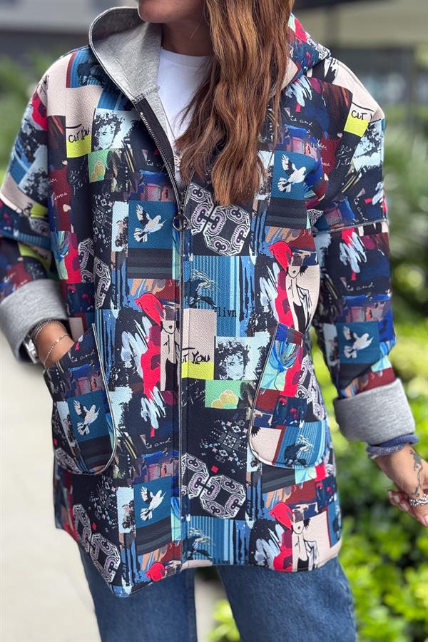 Renkli Desenleri Farklı Ceket Mavi Renk