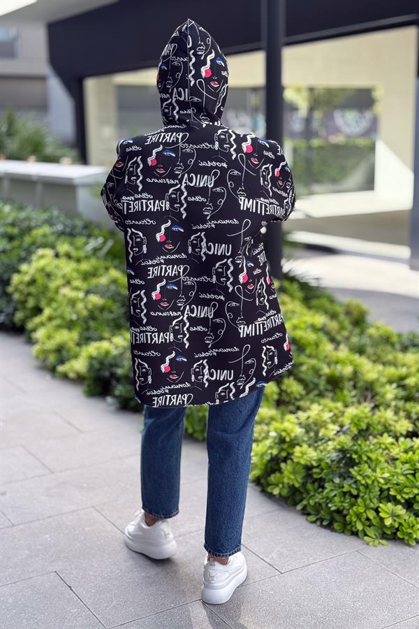 Renkli Desenleri Farklı Ceket Siyah Renk