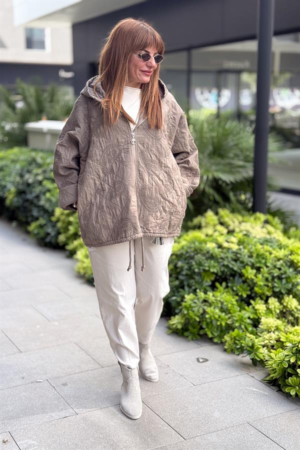 Şal Desenli Kapitone Ceket Vizon Renk