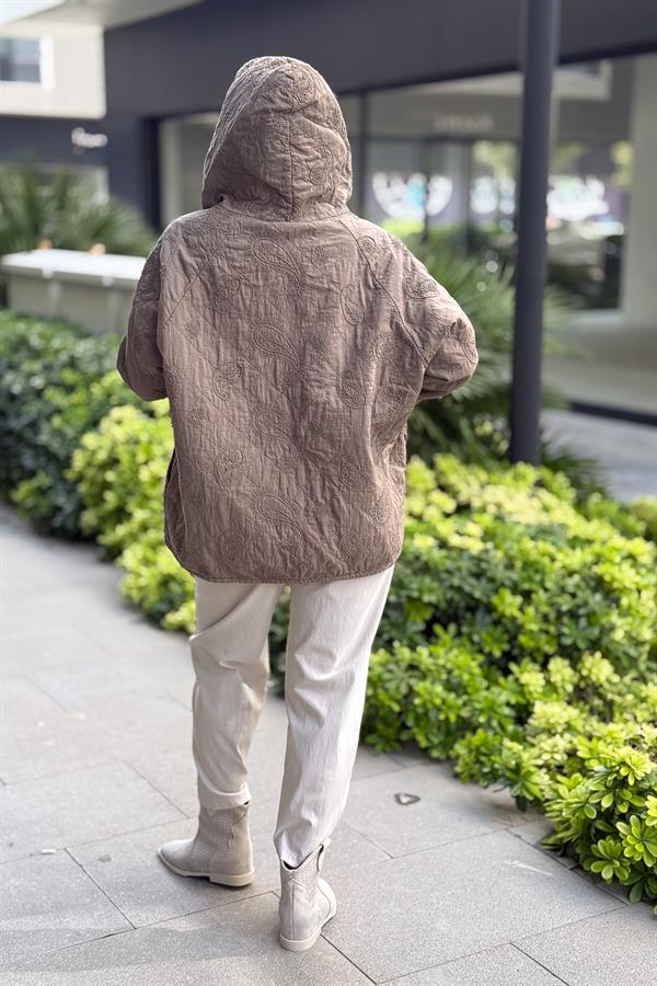 Şal Desenli Kapitone Ceket Vizon Renk