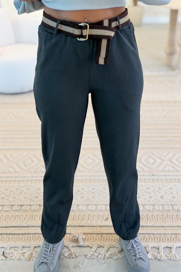 Şerit Kemerli Düz Basic Kanvas Likralı Pantolon Antresit Renk