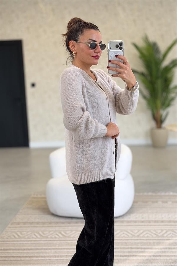 Sıfır Yaka Düğmeli Örme Hırka Bej Renk