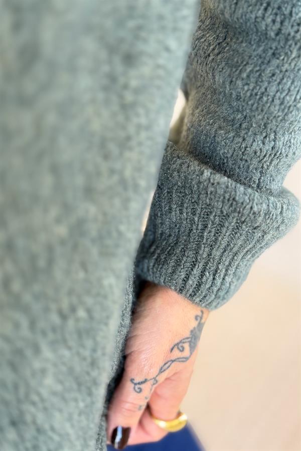 Sıfır Yaka Düğmeli Örme Hırka Haki Renk