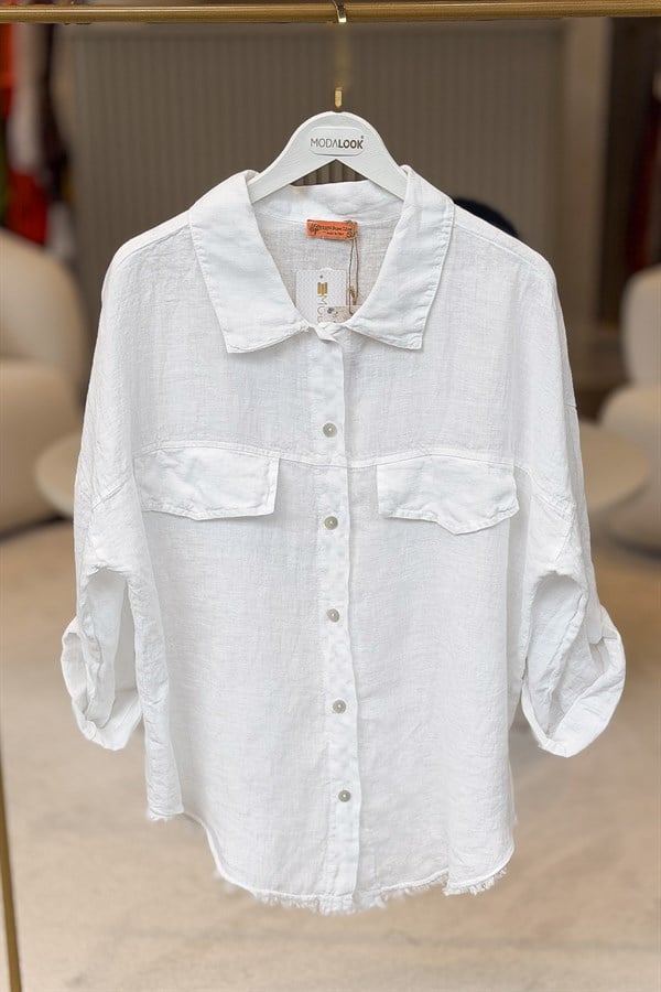 Sırtı Şerit Pullu Çift Cep Görünümlü Keten Gömlek Beyaz RenkGÖMLEK