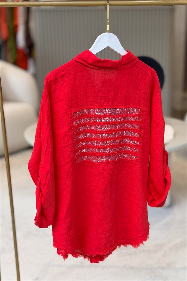 Sırtı Şerit Pullu Çift Cep Görünümlü Keten Gömlek Kırmızı Renk