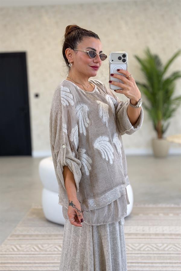 Sırtı Ve Kolları Triko Tül Ve Pul Detay İşlemeli Bluz Bej Renk