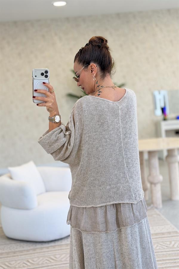 Sırtı Ve Kolları Triko Tül Ve Pul Detay İşlemeli Bluz Bej Renk