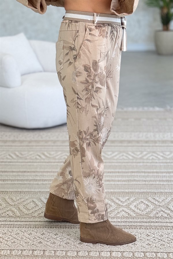 Soft Çiçek Desenli Likralı Pantolon Camel Renk