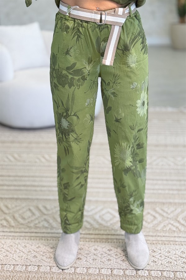 Soft Çiçek Desenli Likralı Pantolon Fıstık Yeşil Renk