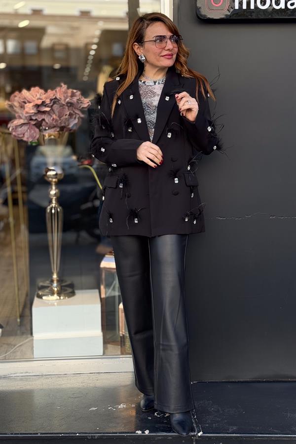 Taş Ve Tüy Detaylı Blazer Ceket Siyah Renk