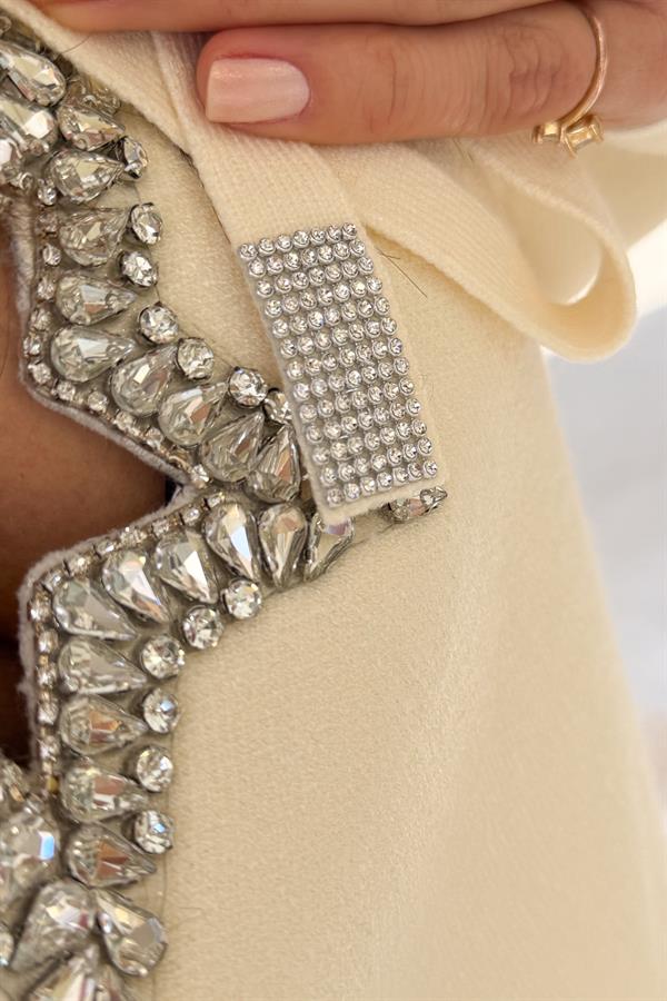 Taş Yıldız Detaylı Premium Kapüşonlu Triko Bej Renk