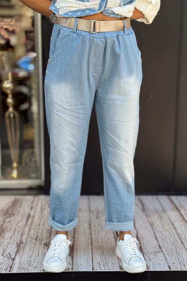 Taşlamalı Kemerli Likralı Kot Pantolon Açık Mavi Renk