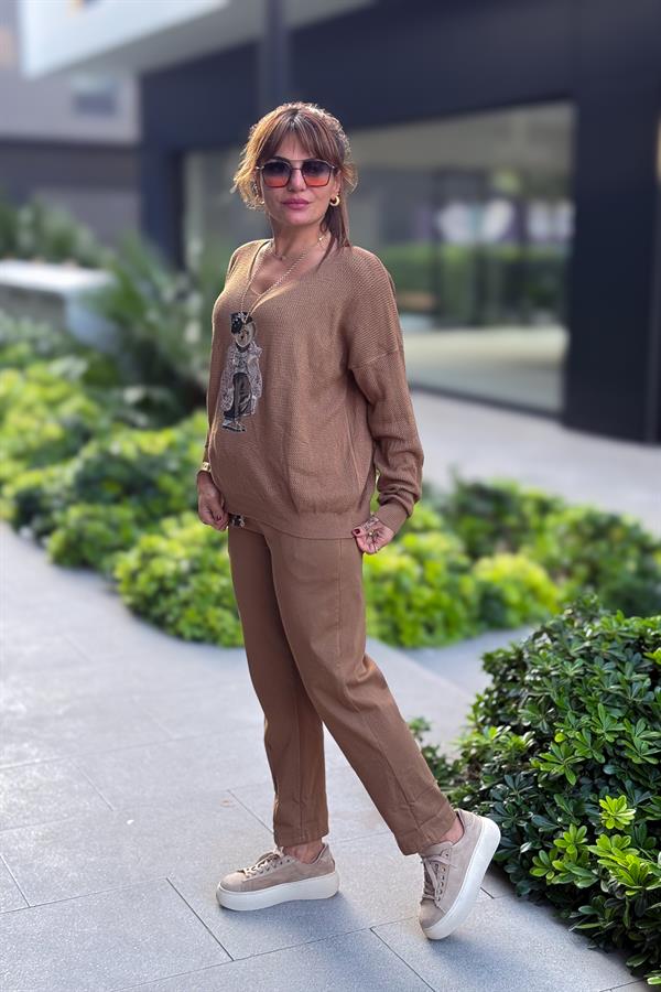 Teddy V Yaka Triko Deve Tüyü Renk