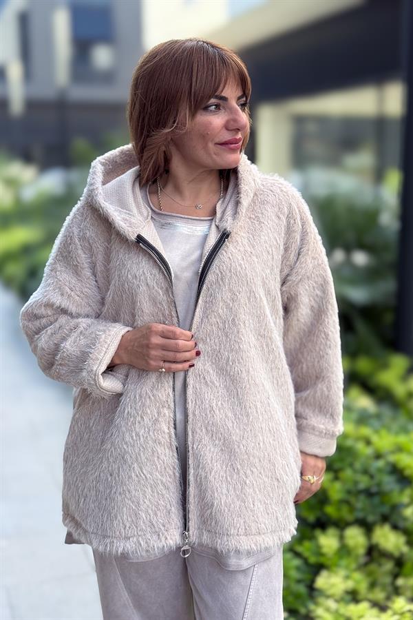 Tüylü Fermuarlı Ceket Bej Renk