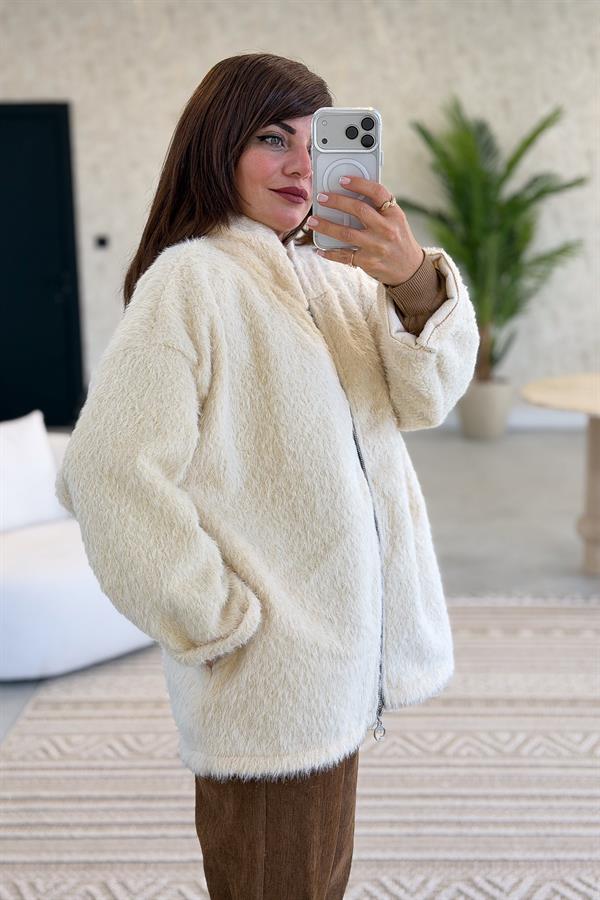 Tüylü Fermuarlı Ceket Krem Renk