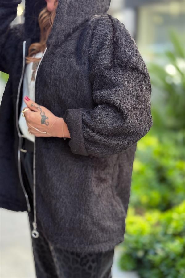 Tüylü Fermuarlı Ceket Siyah Renk