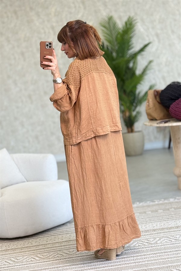 Üst Kısımları Fileli Elbise Ve Ceketli Keten Takım Deve Tüyü Renk