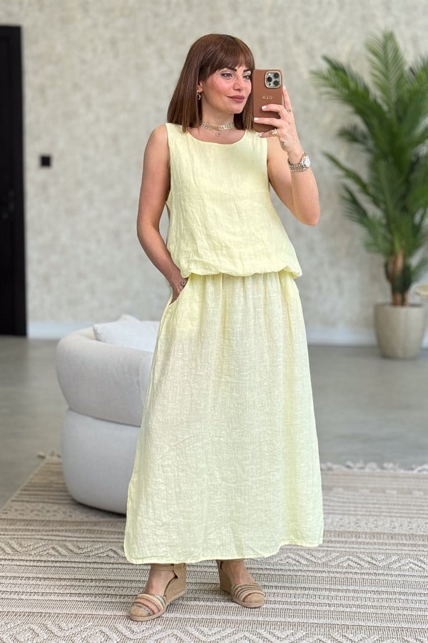 Üstü Kolsuz Altı Etekli Keten Alt Üst Takım Sarı Renk