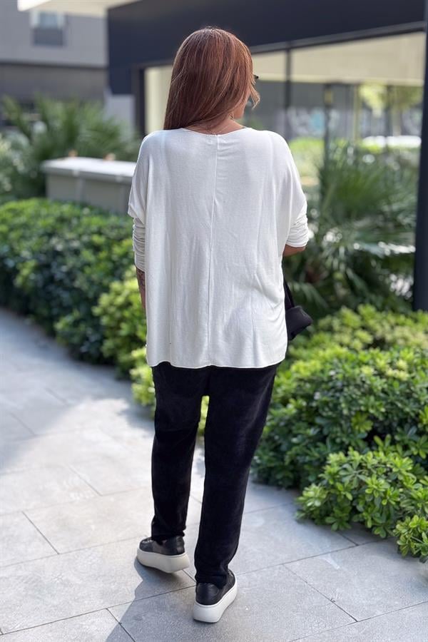 V Yaka Basic Triko Beyaz Renk