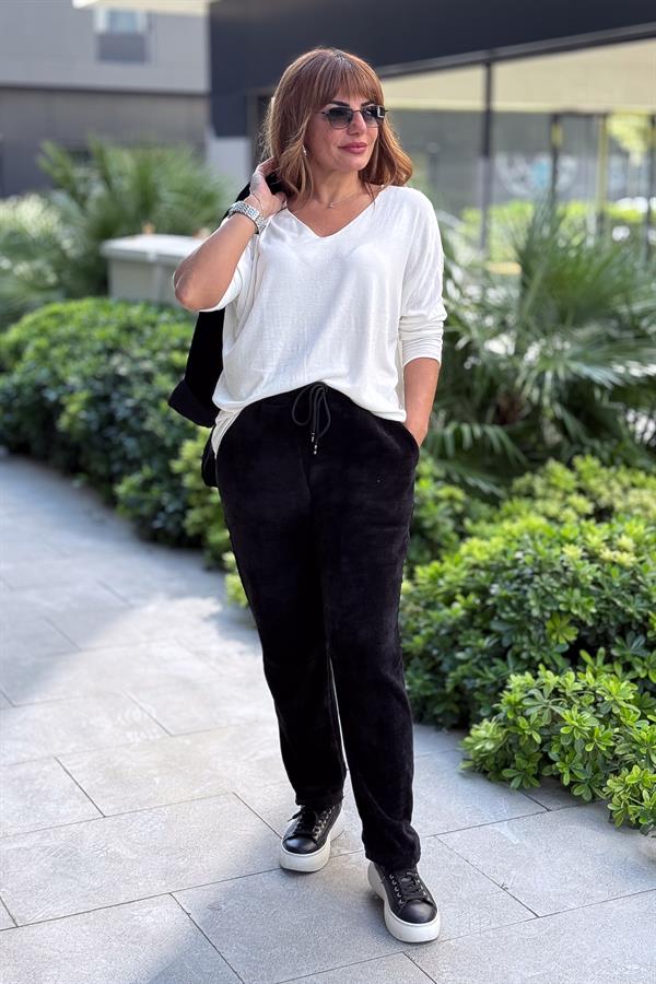 V Yaka Basic Triko Beyaz Renk