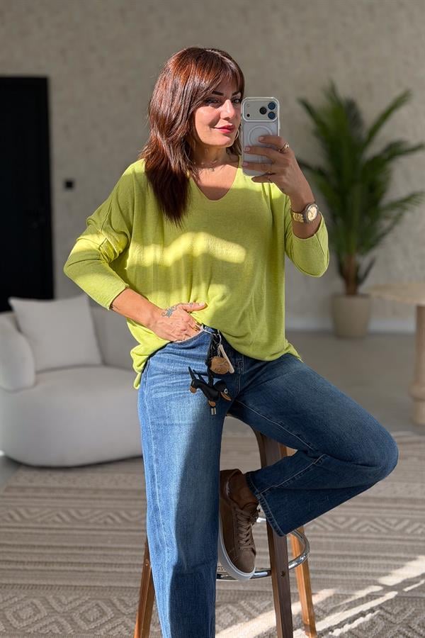 V Yaka Basic Triko Fıstık Yeşil Renk