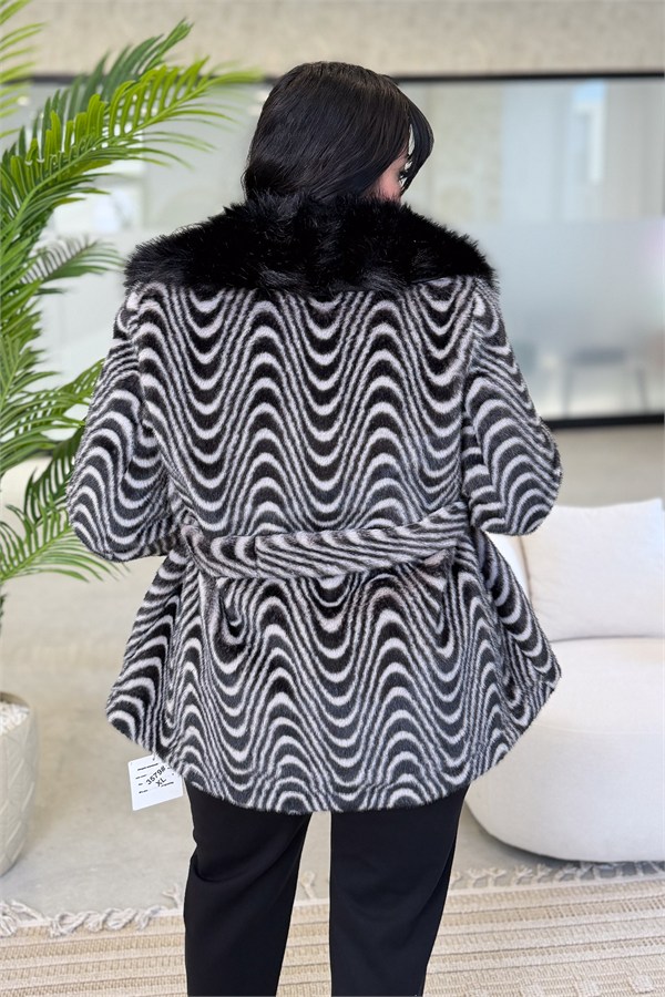 Yaka Ve Kolları Kürklü İçi Güderili Zebra Desen Peluş Kürk Beyaz Renk