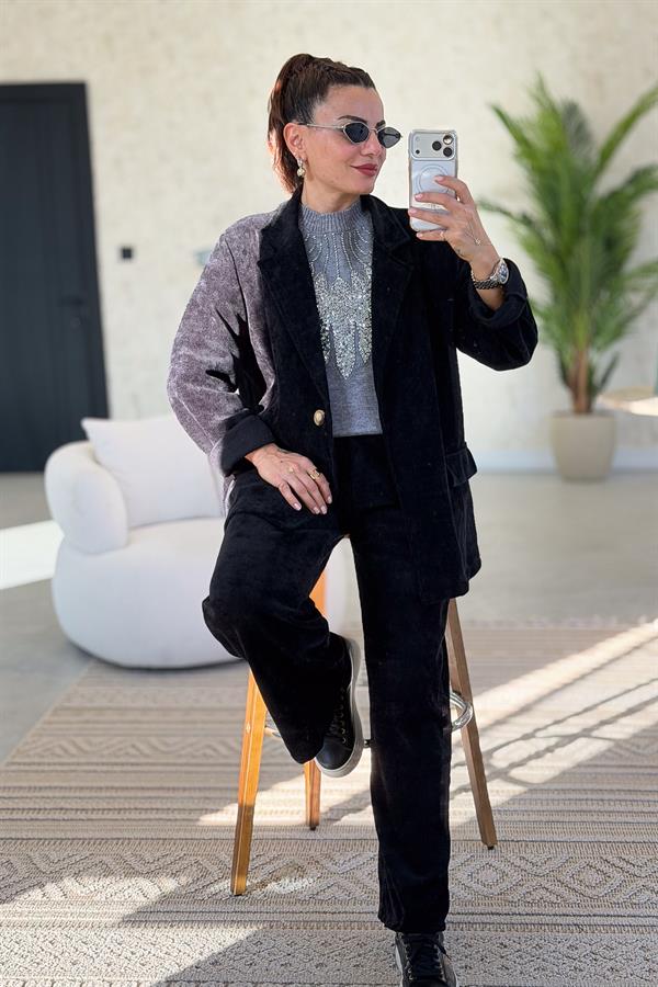 Yakası Boncuk İşlemeli Premium Kazak Gri Renk