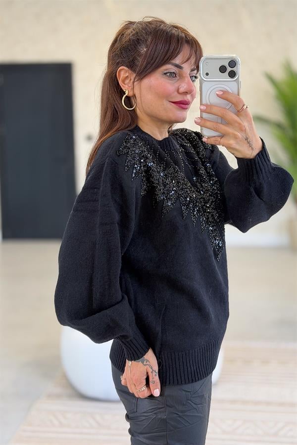 Yakası Boncuk İşlemeli Premium Kazak Siyah Renk