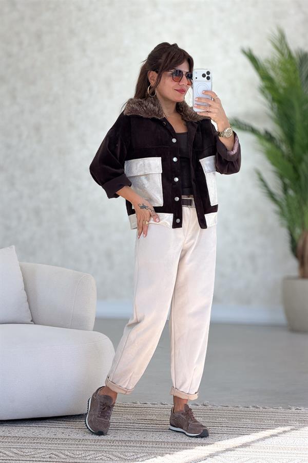 Yakası Kürklü Cepleri Laklı Kadife Ceket Kahverengi Renk