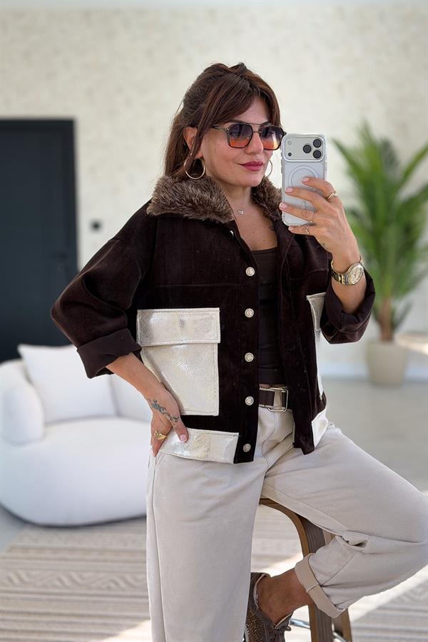 Yakası Kürklü Cepleri Laklı Kadife Ceket Kahverengi Renk