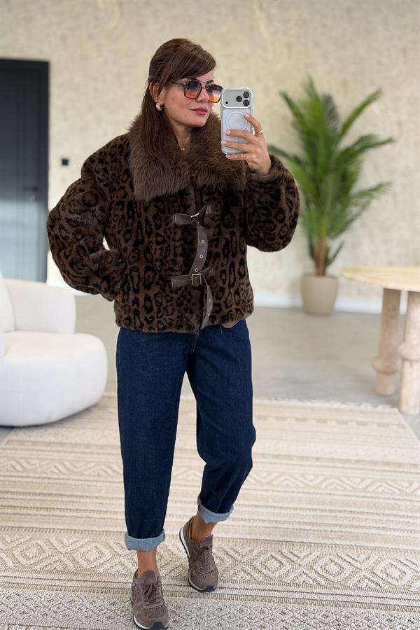 Yakası Kürklü Leopar Desen Kısa Kürk Kahverengi Renk